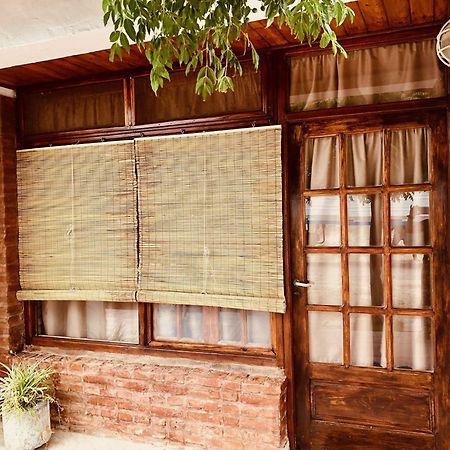 Hosteria Isabel Departamentos Y Habitaciones Con Bano Privado Las Grutas Kültér fotó