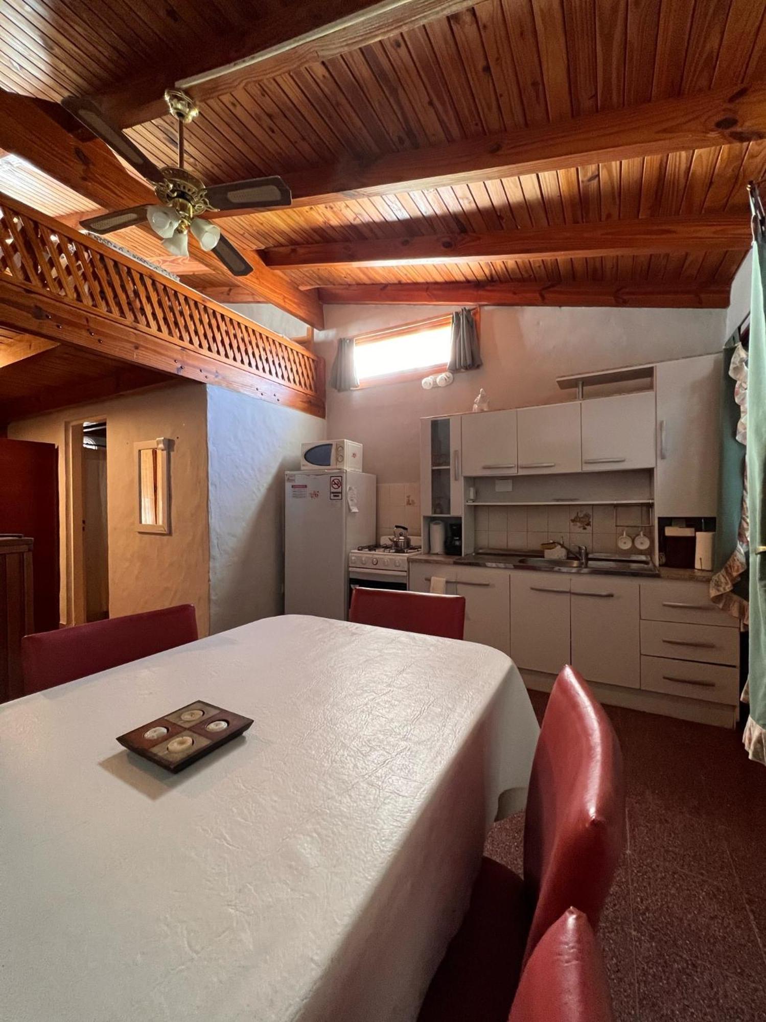 Hosteria Isabel Departamentos Y Habitaciones Con Bano Privado Las Grutas Szoba fotó